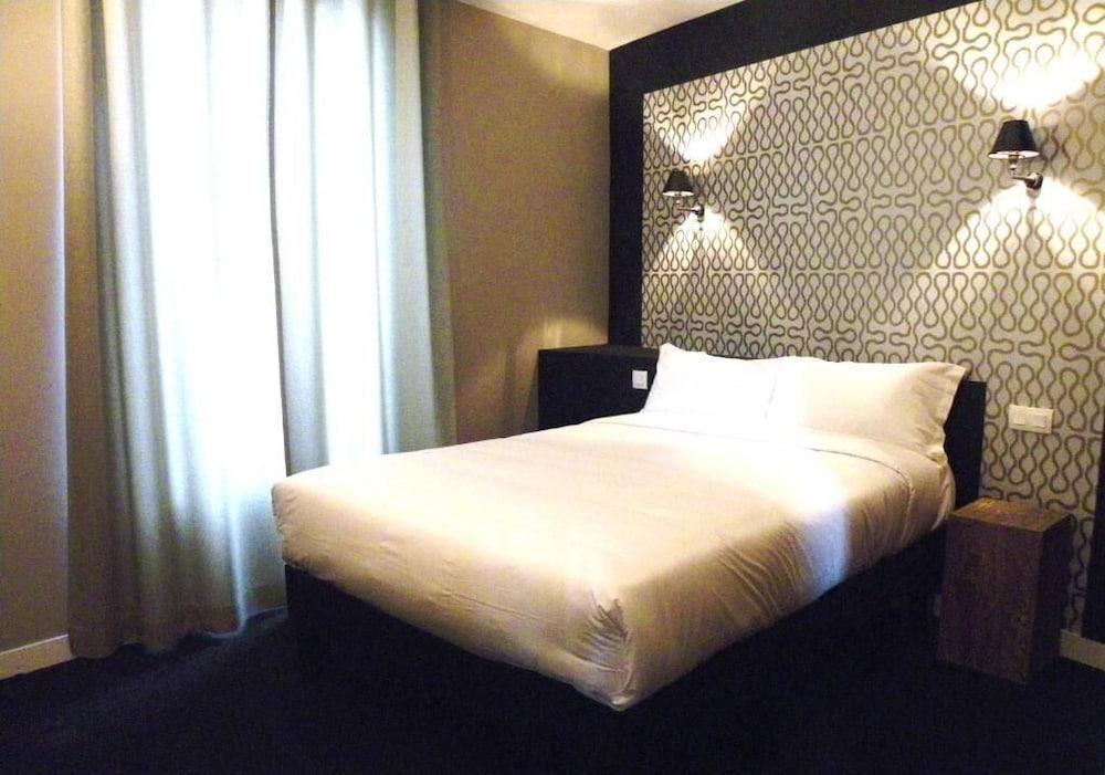 Hotel Les Terres Blanches Chatou Zewnętrze zdjęcie
